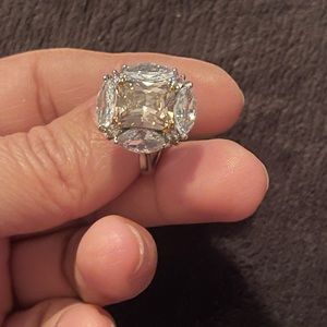 High end costume jewelry adjustable